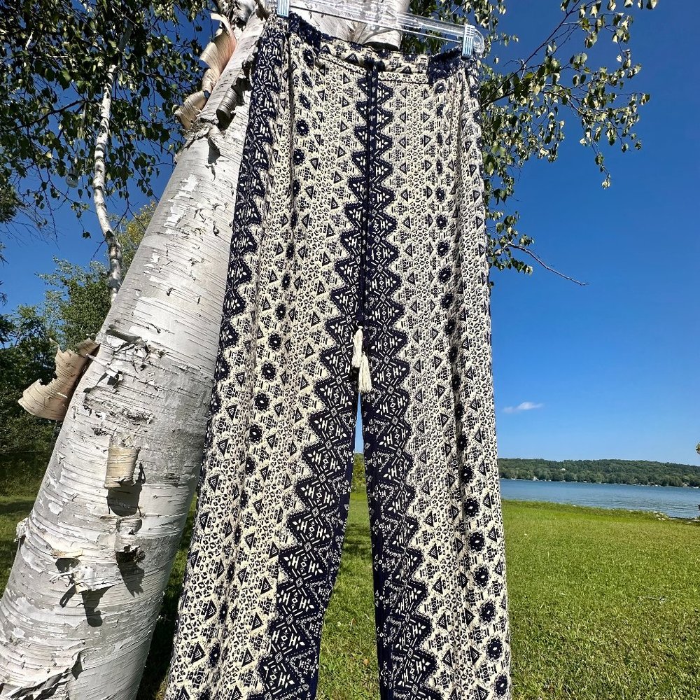 Angie Wide-Leg Flowy Lounge Pants, Size M